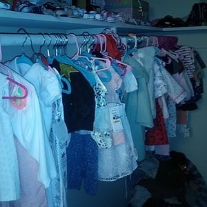 Cleaning out my lil girls closet😌